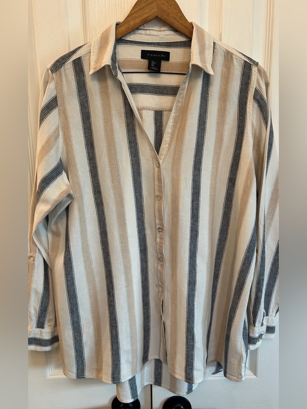 Tahari Linen Blend Striped V-Neck Blouse Coastal Resort Workwear L EUC